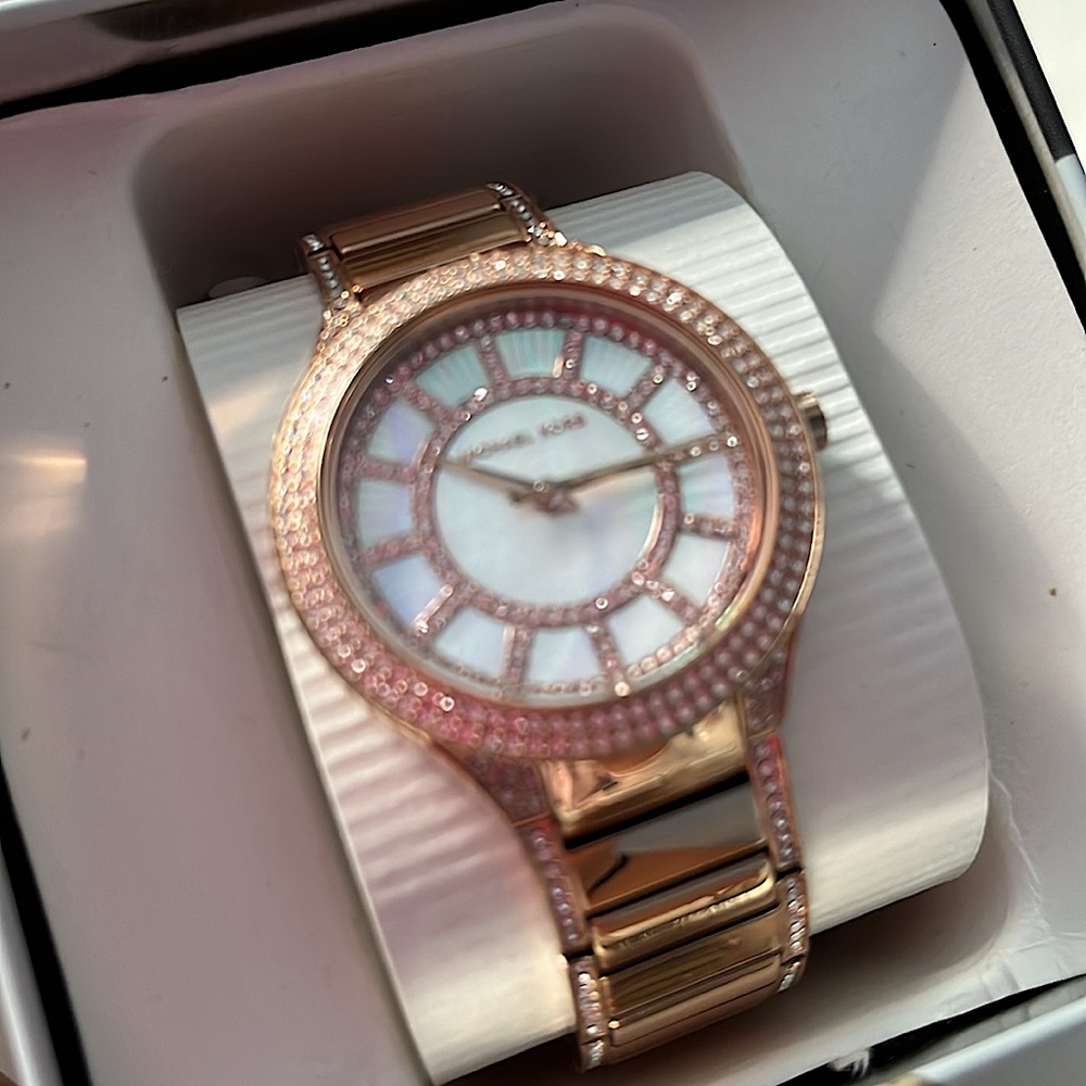 NWT Michael Kors MK3313 Women's Kerry Rose Gold-Tone Watch - Picture 6 of 6